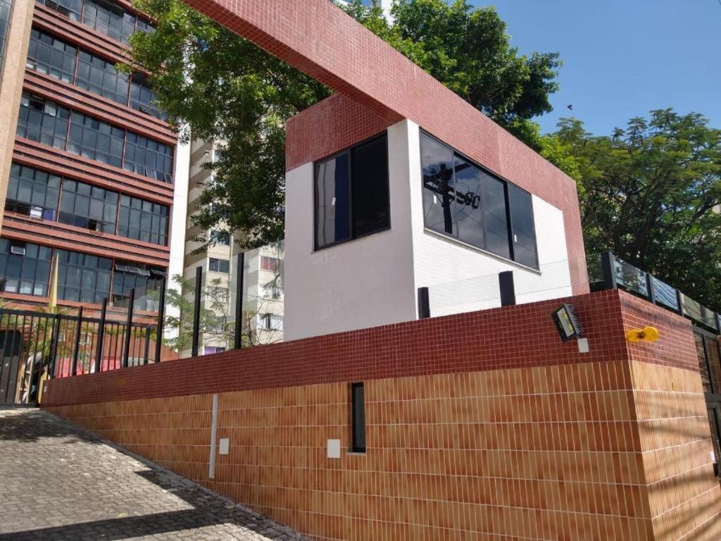 Maravilhoso Apartamento 2 Quartos Com Ofuro Porto Da Barra Salvador Summer Barra Flat 外观 照片