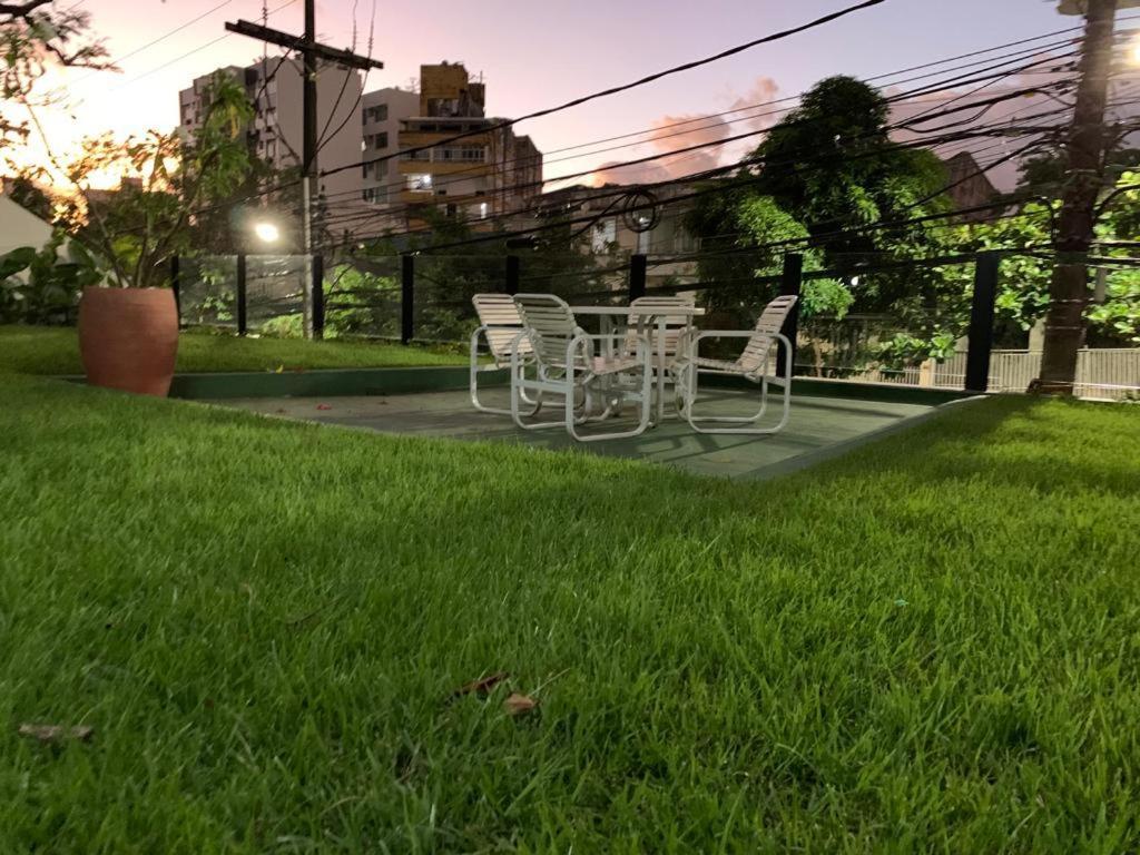Maravilhoso Apartamento 2 Quartos Com Ofuro Porto Da Barra Salvador Summer Barra Flat 外观 照片